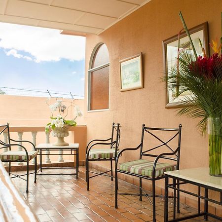 Hotel Vesuvio San José Esterno foto